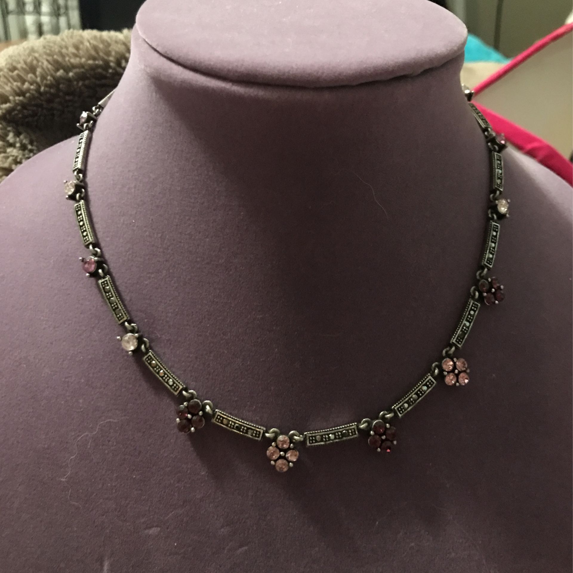 Beautiful ! Silver Vintage Victorian Purple Amethyst Stone Choker /Necklace 