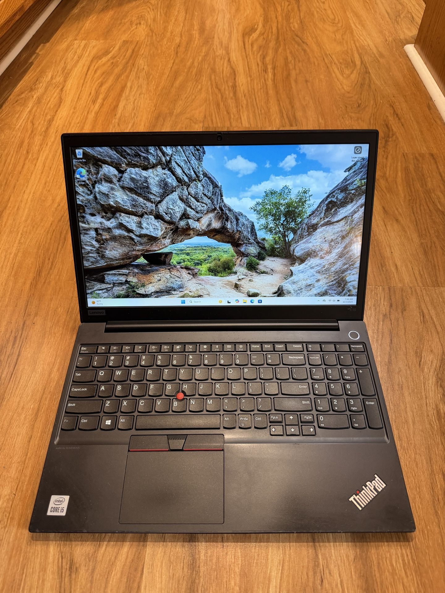 Lenovo ThinkPad E15 core i5 10th gen 16GB Ram 256GB SSD Windows 11 Home 15.6” UHD Screen Laptop with charger in Excellent Working condition!!!!! Spec