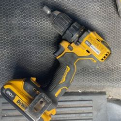 Dewalt Power Drill