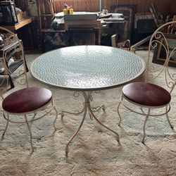 ANTIQUE ICE CREAM PARLOR WROUGHT IRON TABLE & CHAIRS PATIO BISTRO