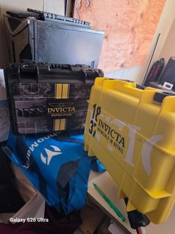 2 invicta 8 slot impact cases light use