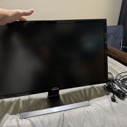 Samsung brand Monitor !!