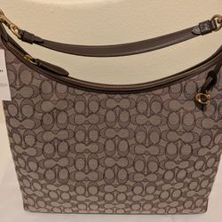 BRAND NEW - Coach Juliet Shoulder Bag 38 in Signature Jacquard