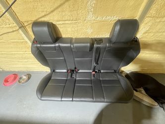 2026 Ineos Grenadier OEM Recaro Rear Leather Seat Set – Like New (5K Miles)