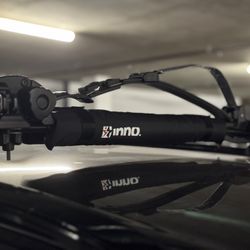 INNO INA446 Surf-Wind-Long Board Locking Roof Carrier w/Board Pads