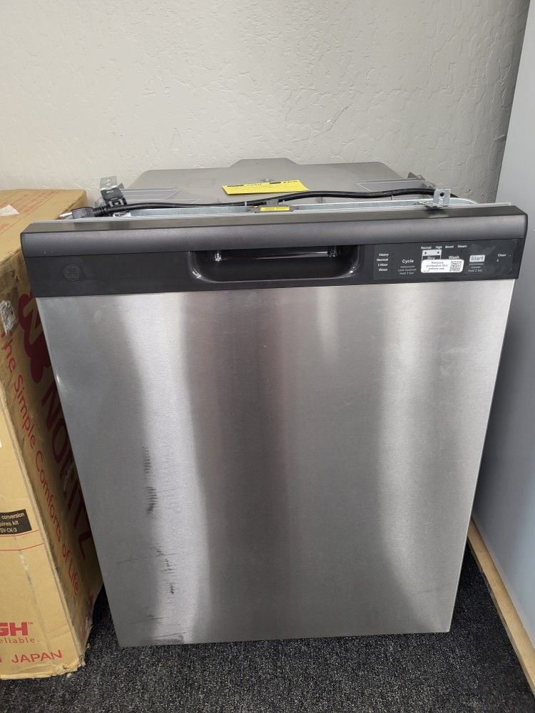 Discounted New open box GE 24" Built-in, Tall Tub, Stainless Steel Dishwasher!
