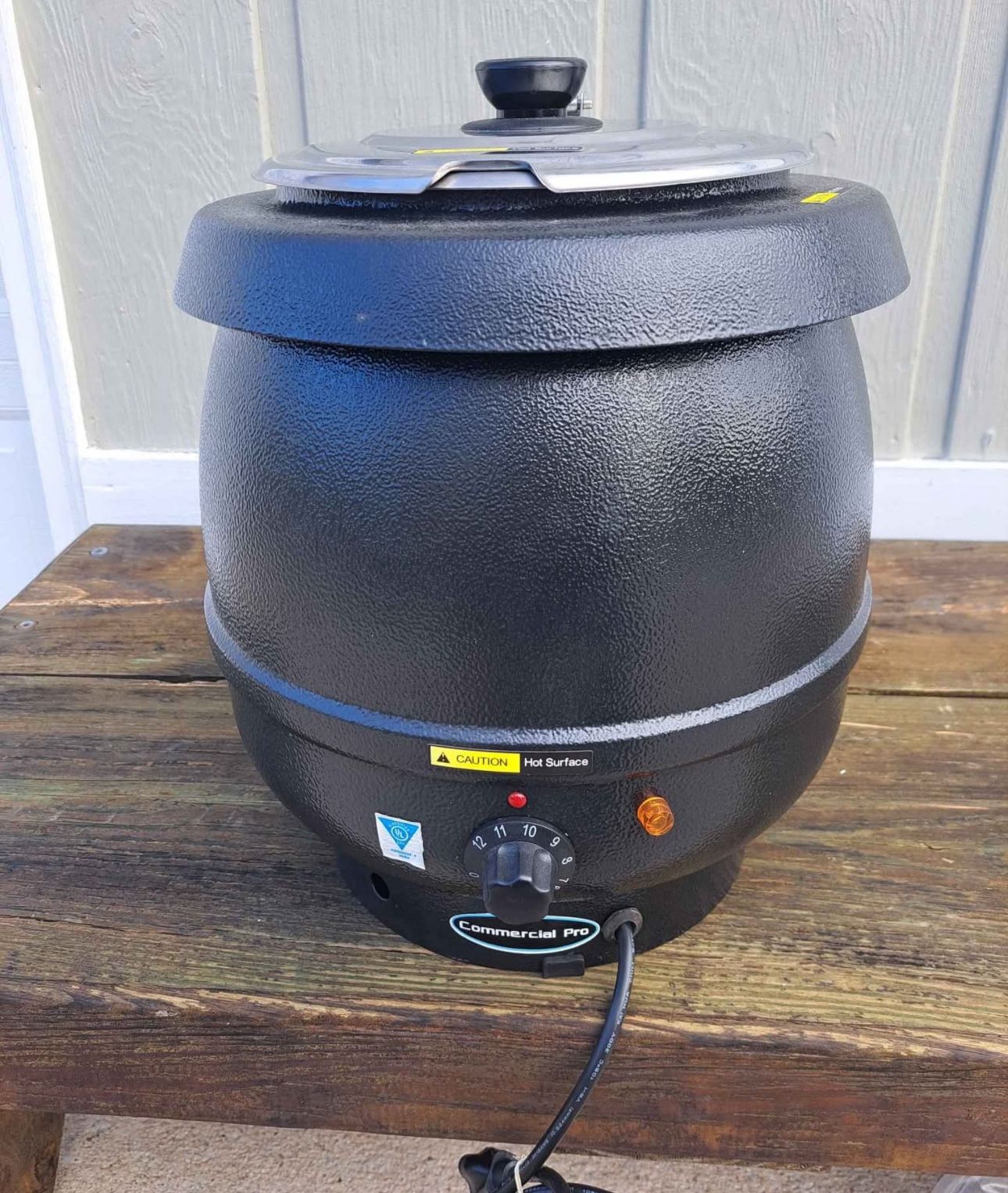 New Superior Commercial Soup Kettel Cooker/Warmer with Hinged Lid and Detachable Stainless Steel Insert Pot (Black)