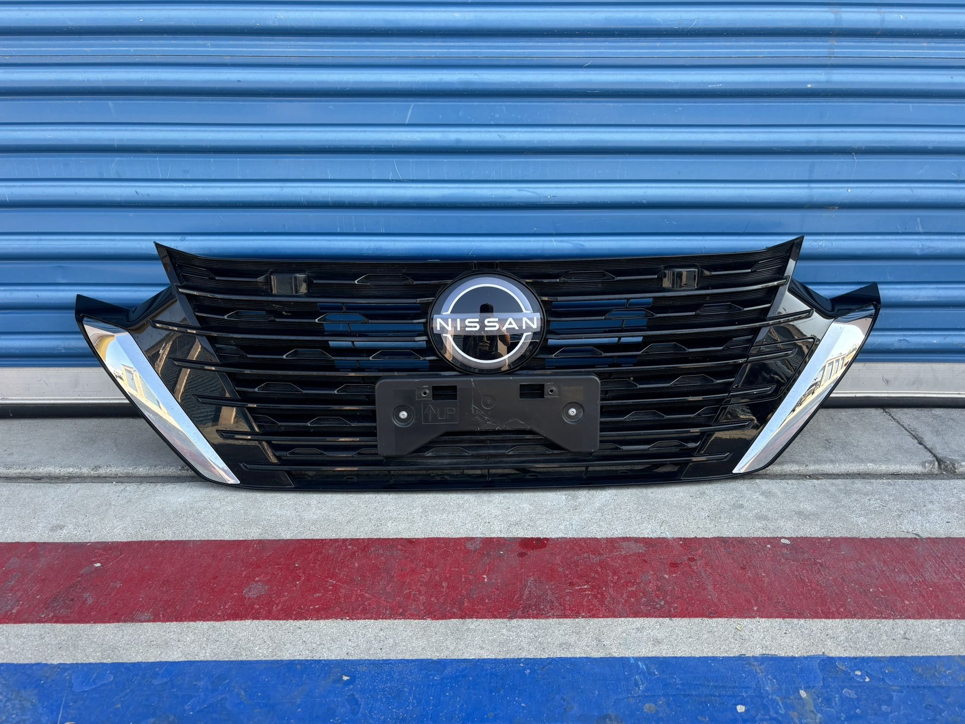 2023,2024,2025 Nissan Versa Grill,Grille/Parrilla Oem,Original  Ask