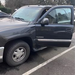 2003 GMC Yukon