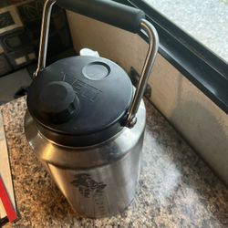 Gallon Yeti 