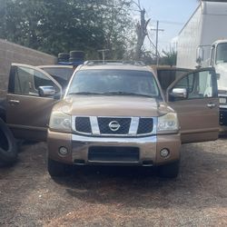 2005 Nissan Armada LE