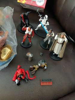 Star wars figurines