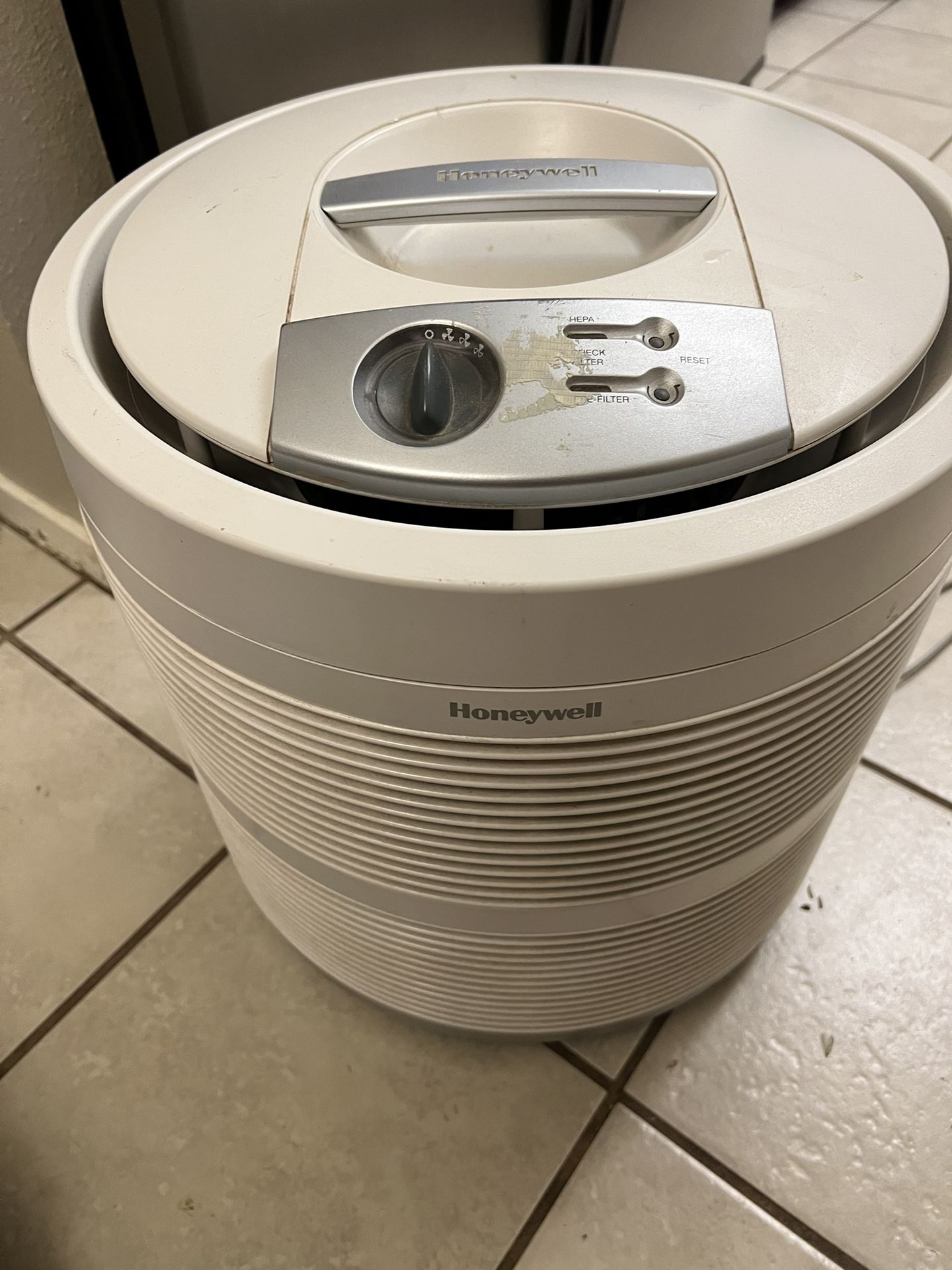Honeywell HEPA Air Purifier