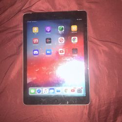 iPad Air 1ST Gen 32GB + DATA UNLOCKED 