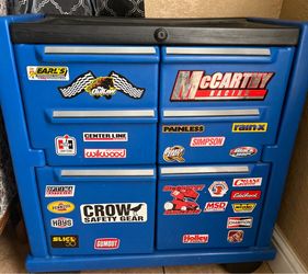 Kids storage bin