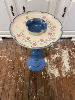 Bird baths/feeders
