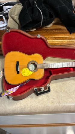 Tiny little real miniature guitar with case