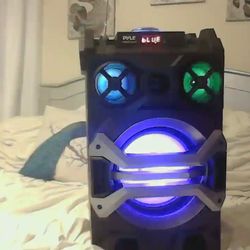 \\ PYLE // Bluetooth 500 Watt Portable Party Speaker For Sale!!  $50 obo