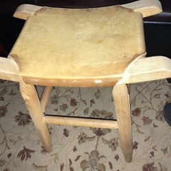 Beautiful Primitive Deer Skin Saddle Style Foot Stool. Leather & Wood