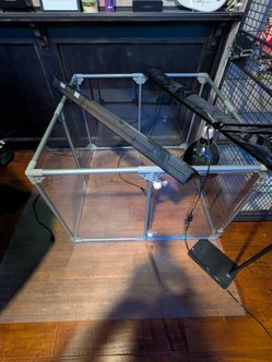 Reptile/Small Animal Enclosure. FREE