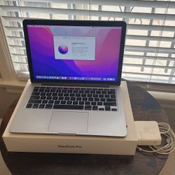 2015 MacBook Pro 13” Retina – 512GB – Great Condition