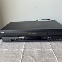 JVC Hi-Fi HR-J691U VHS Player With Remote