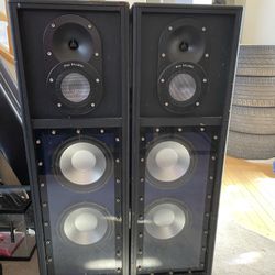  Pro Studio PS413 Tower Speakers  150W (Nom) 400W max 