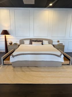 Pottery Barn Inspired Storage Bed | Upcycled Linen