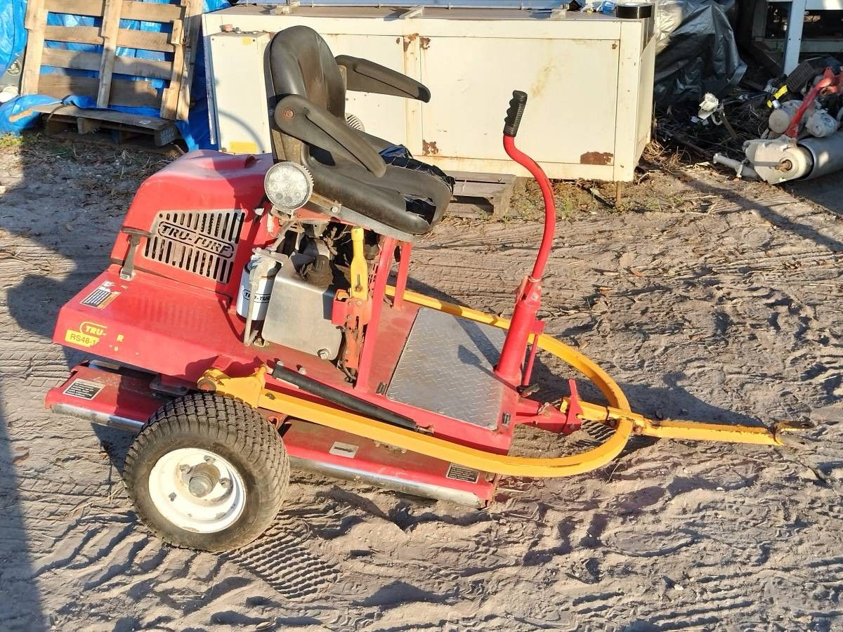 Tru Turf Golf Course Turf Greens Roller on Trailer