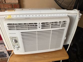 Small Window ac unit