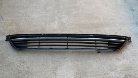 2014-2015 Kia Optima Front Lower Bumper Grille Black OEM - US Auto