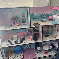 LOL Doll House 