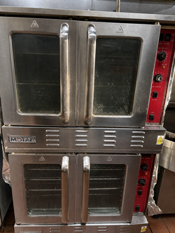 MoTak double-stack commercial convection oven
