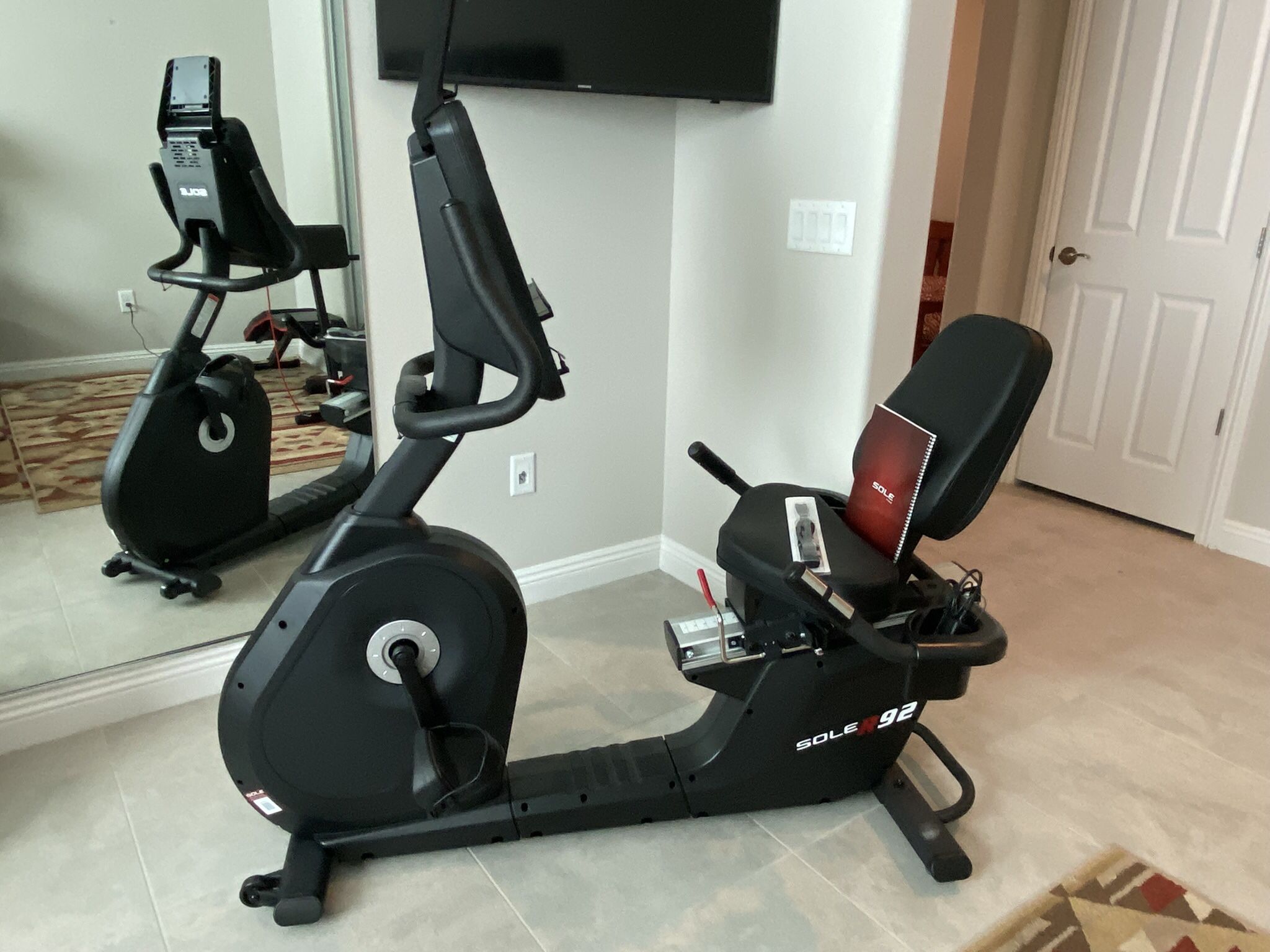Sole Fitness Recumbent Bike - R92
