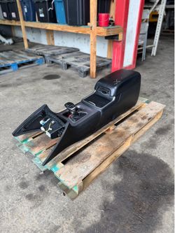2015-2023 Dodge Charger Center Console with shifter assembly OEM