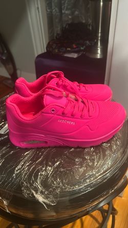 Skechers