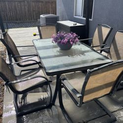 Patio Table And Chairs 