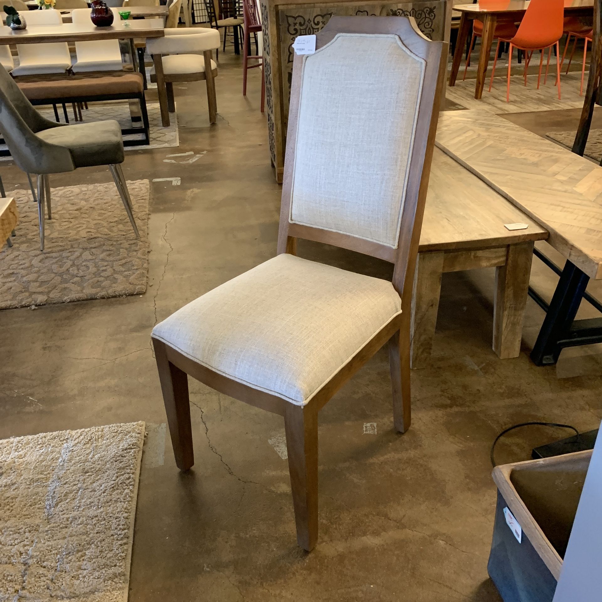 Shealan Chair