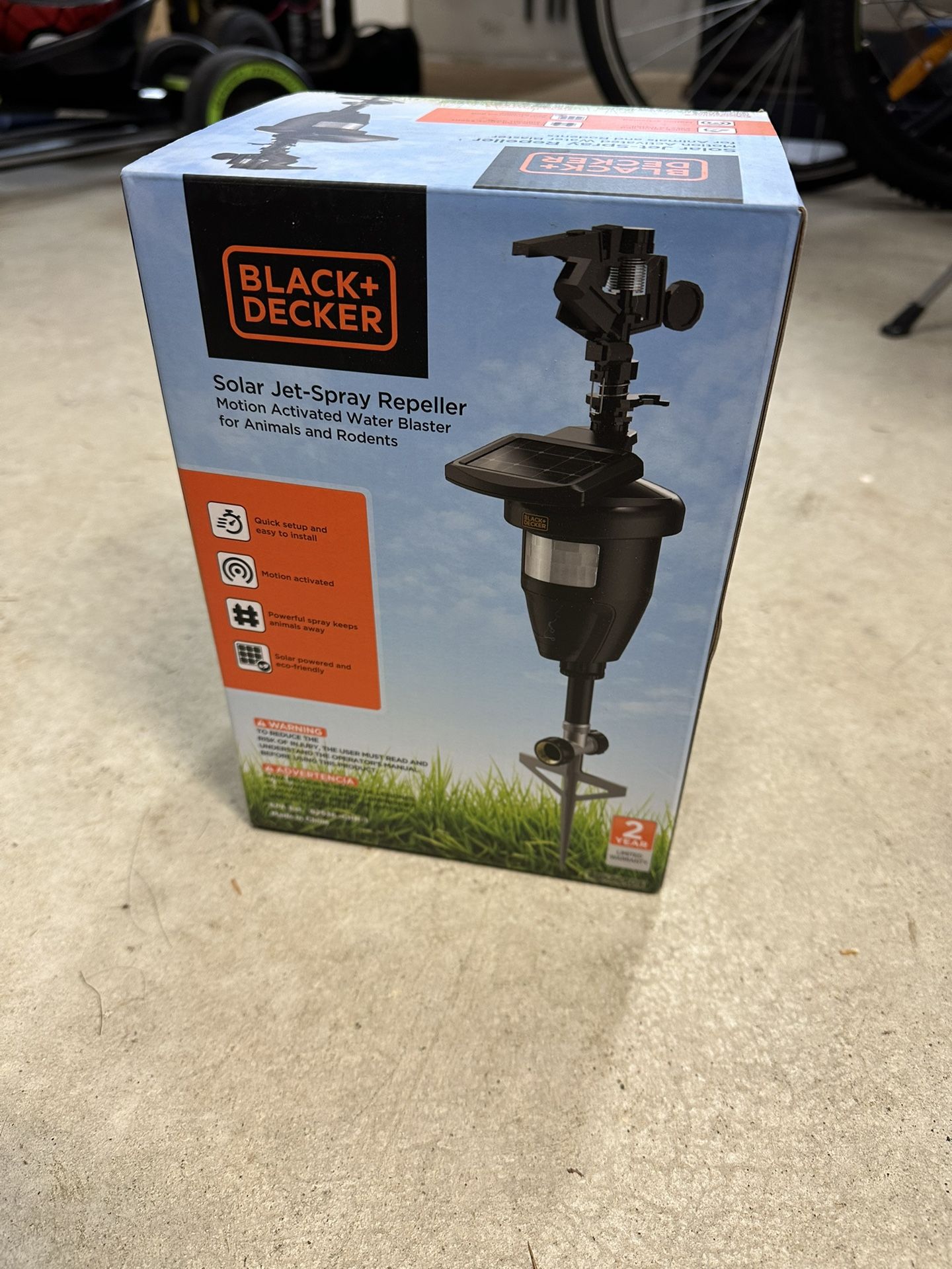 Black+Decker Solar Jet-spray Repeller Sprinkler