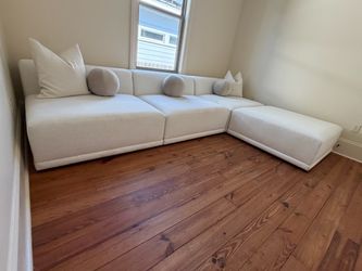 CB2 Faible Modular Sectional