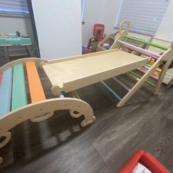 Toddler’s Play Gym