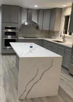 Custom Kitchen Cabinets