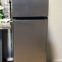 Refrigerador pequeño casi Nuevo