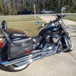 2009 Suzuki  VL800