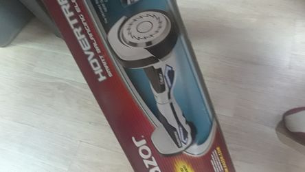 Razor hoverboard in white.