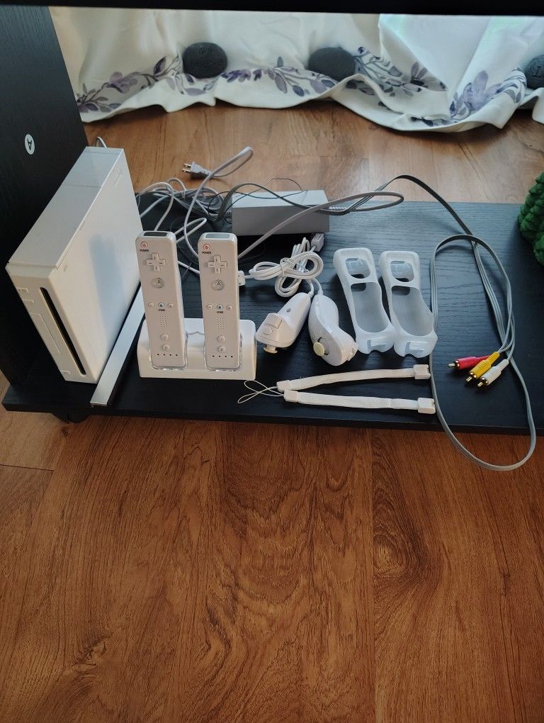 Wii Console W/ Accessories and 3 Games