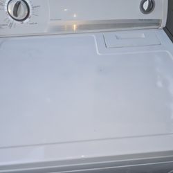 Whirlpool Gas Dryer Super Capacity And Heavy Duty Works Excellent 