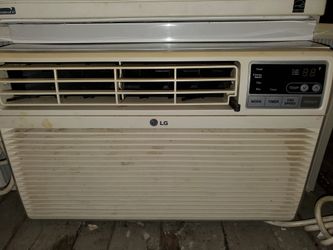 8k Btu LG air-conditioner in great working condition