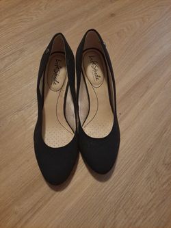 Life Stride 1 Inch Heel  Color Black