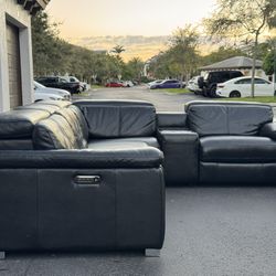 Sofa/Couch Sectional - Black - Recliners - Delivery Available 🚛